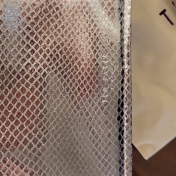 Ted Baker bow flap bag - Picture 7 of 9